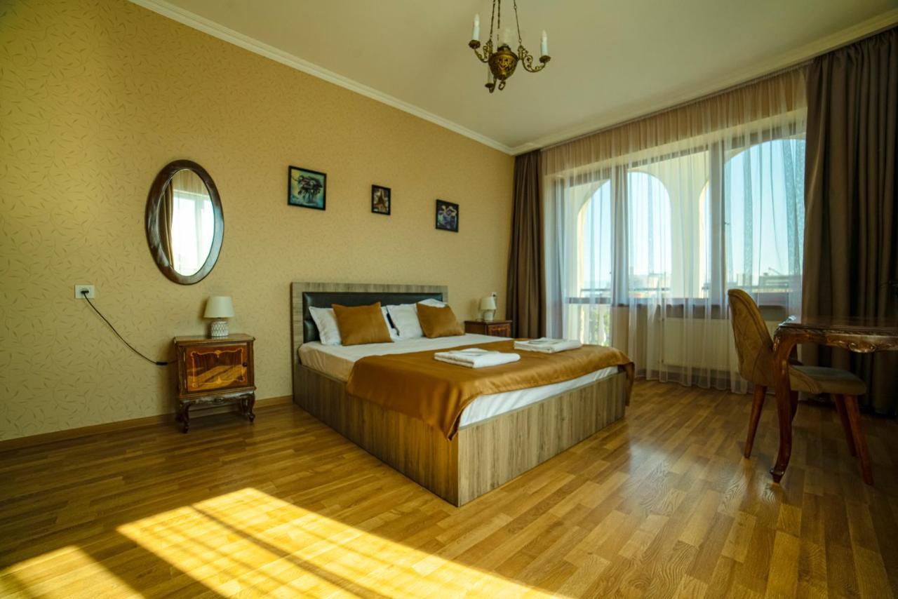 Midtown-Vera Tbilisi Luaran gambar