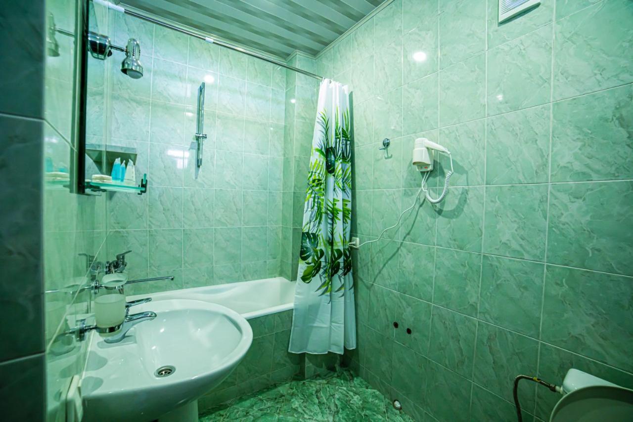 Midtown-Vera Tbilisi Luaran gambar